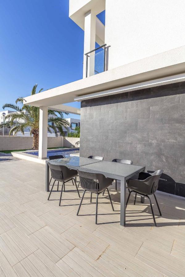 Puerto Marino Casa Bos Dolpfin Wellness Luxury Entire Villa Pool & Jacuzzi Gran Alacant Near Beach מראה חיצוני תמונה
