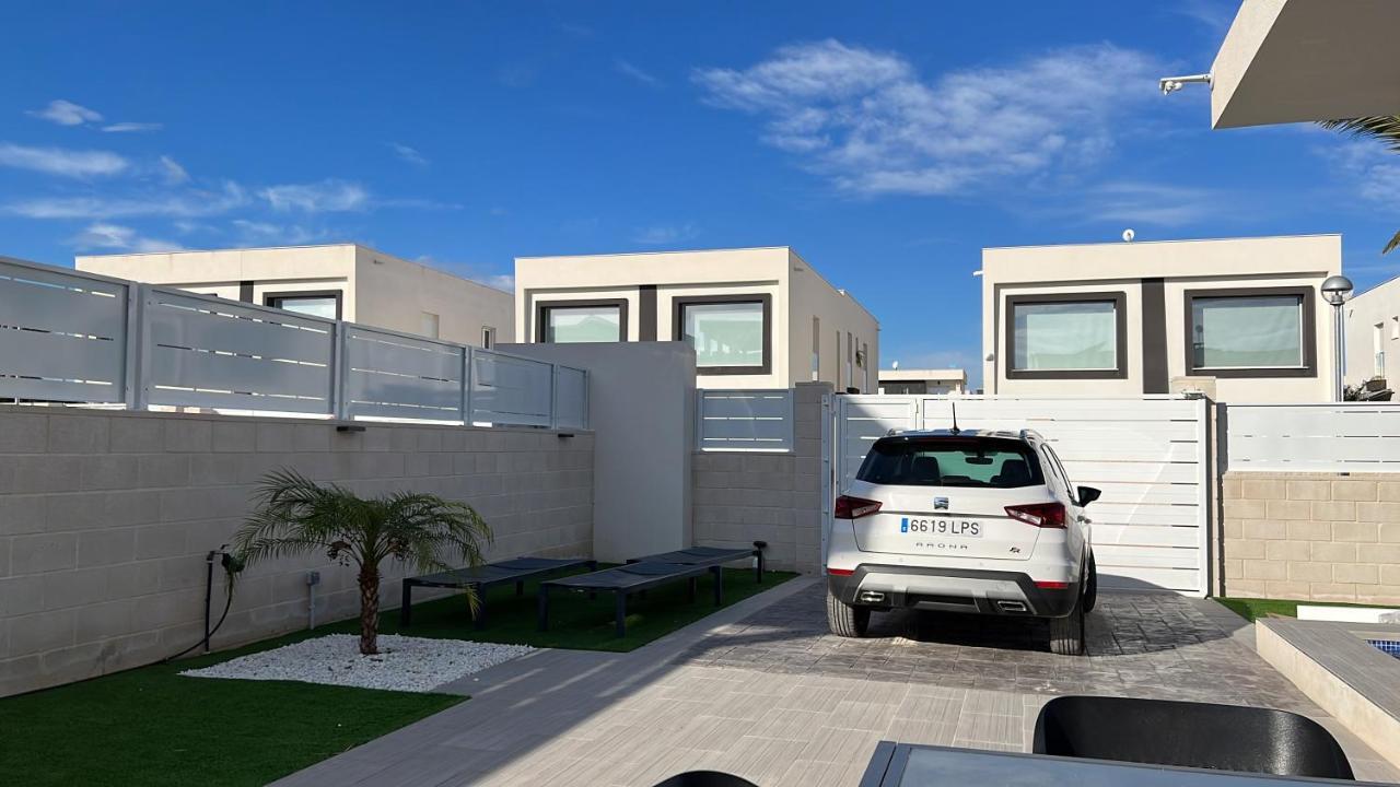 Puerto Marino Casa Bos Dolpfin Wellness Luxury Entire Villa Pool & Jacuzzi Gran Alacant Near Beach מראה חיצוני תמונה